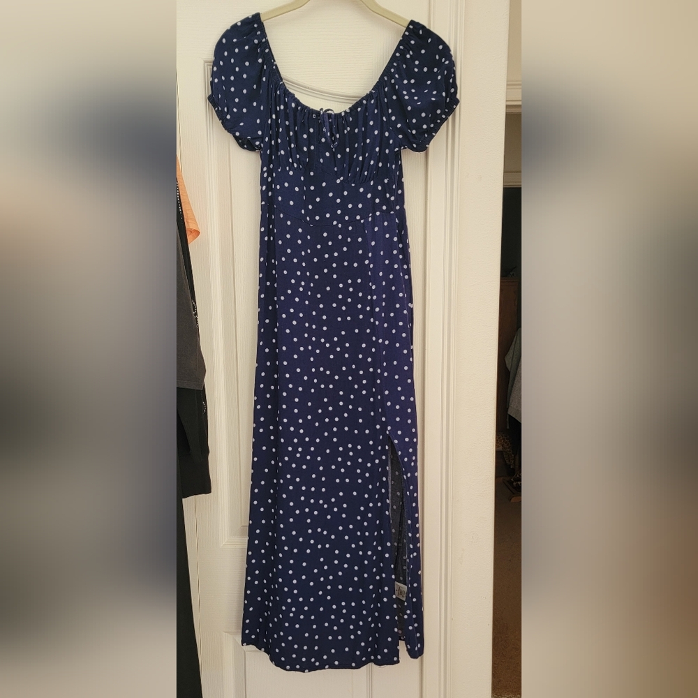 Navy blue and white polka dot summer dress with slit - Picture 3 of 3
